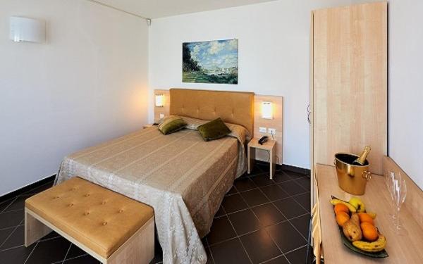 Полулюкс, Bolgheri Marina Resort Ex Varo Village