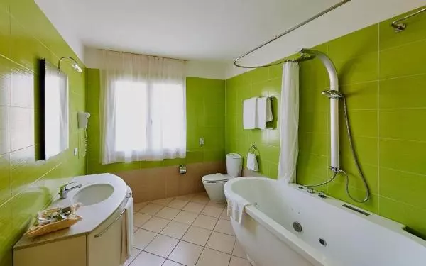 バルコニー付きスタンダードトリプルルーム, Bolgheri Marina Resort Ex Varo Village