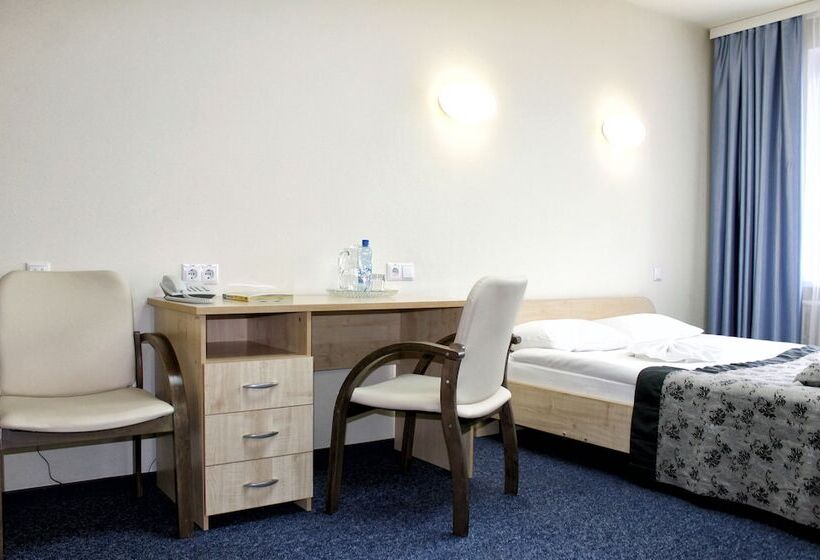 ファミリールーム, East Time