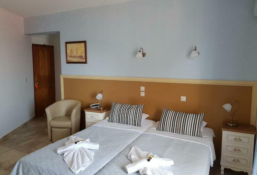 غرفة قياسية مطلّة علي البحر, Filoxenia Hotel Monemvasia