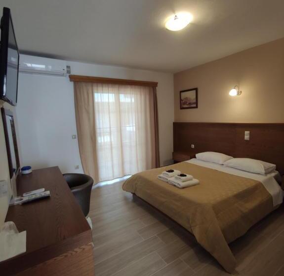 غرفة قياسية إطلالة جانبية علي البحر, Filoxenia Hotel Monemvasia