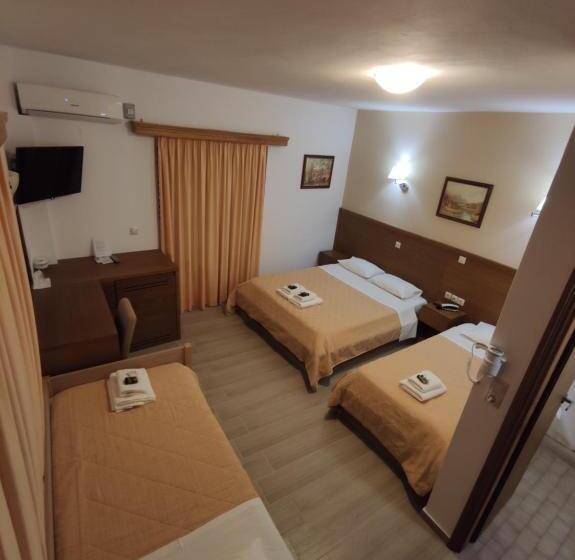 غرفة قياسية رباعية, Filoxenia Hotel Monemvasia