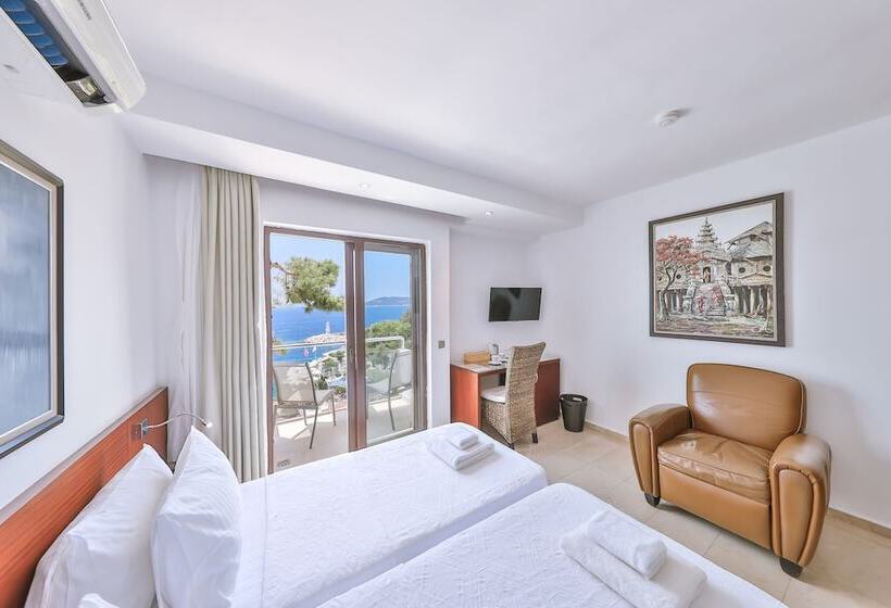 غرفة قياسية مطلّة علي البحر, Gardenia