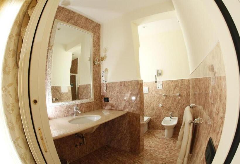 اتاق استاندارد یک نفره, Grand Hotel Di Lecce