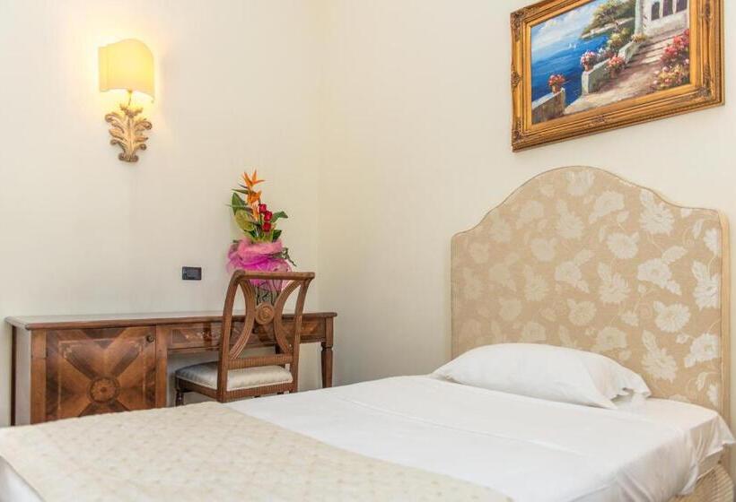 اتاق استاندارد یک نفره, Grand Hotel Di Lecce