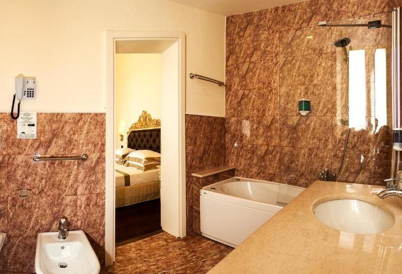 سوییت, Grand Hotel Di Lecce