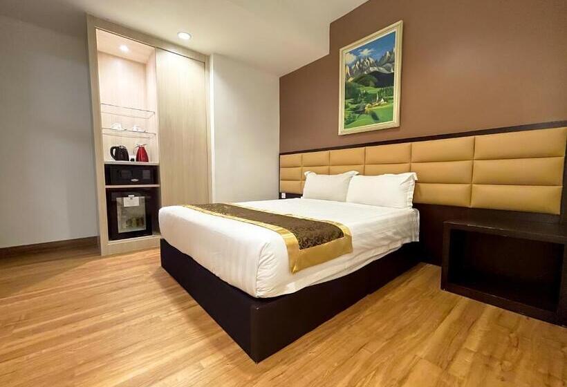 Quarto standard, Hallmark Crown