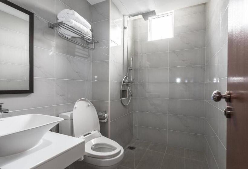 Quarto standard, Hallmark Crown