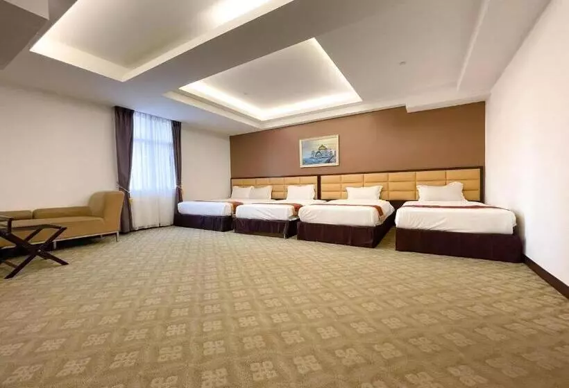 Premium Zimmer für 4 Personen, Hallmark Crown