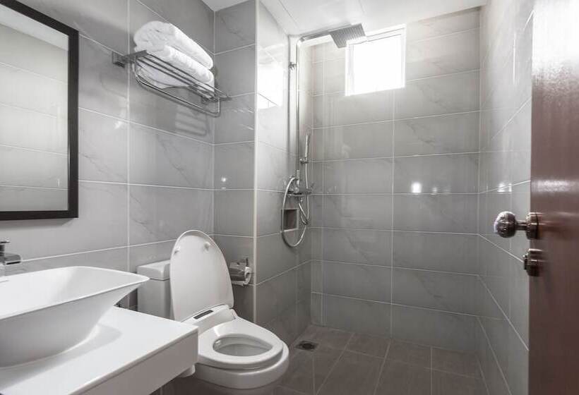 Quarto standard, Hallmark Crown