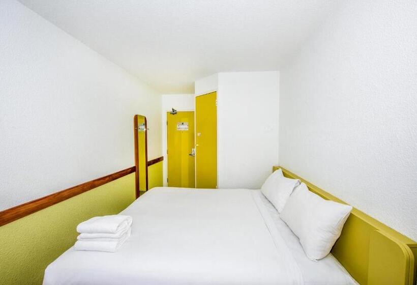 اتاق استاندارد با تخت بزرگ, Ibis Budget St Peters