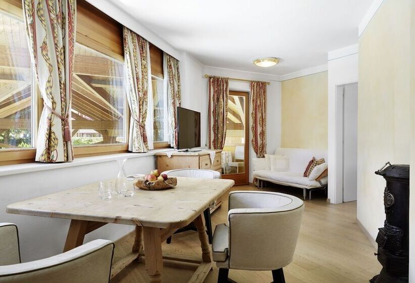 סוויטה משפחתית, Lowenhof