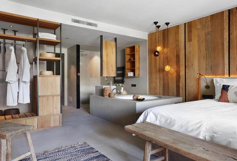 סוויטה דלוקס, Lowenhof