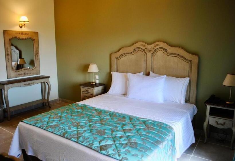 标准间, Magnolia Resort