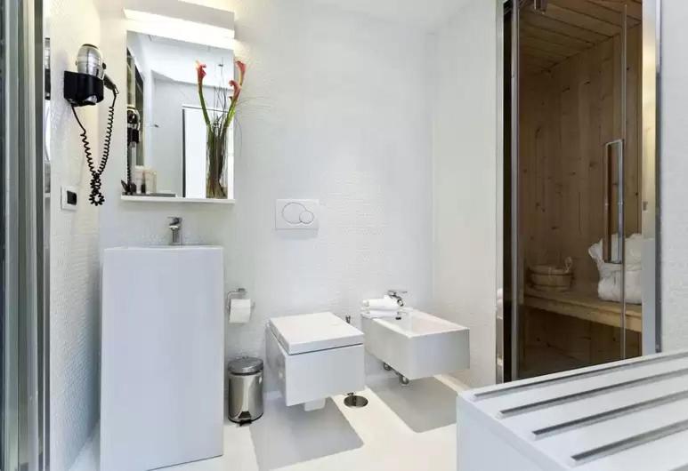 סוויטה, Navona Stay