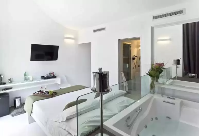 مجموعه ویستا شهر, Navona Stay