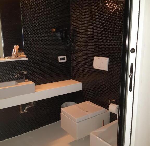 חדר סטנדרט לארבעה, Navona Stay