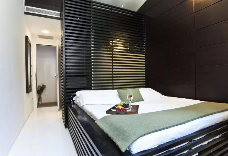 חדר בסיסי, Navona Stay