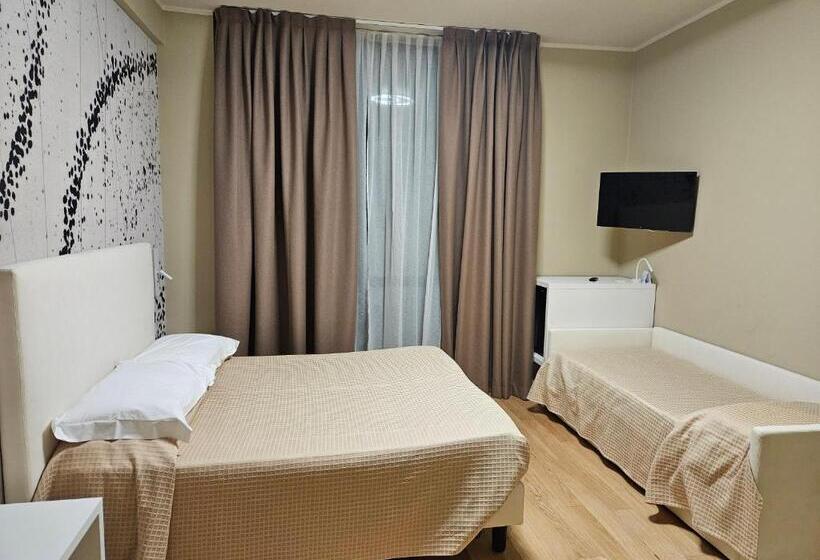 Quarto Triplo Standart, San Francisco