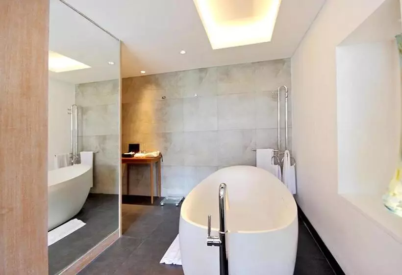 سوئیت با تخت بزرگ, The 1o1 Bali Fontana Seminyak