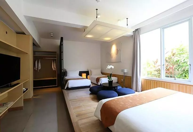اتاق خانوادگی, The 1o1 Bali Fontana Seminyak