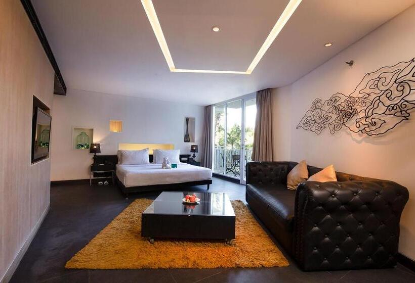 Люкс Кровать Кинг, The 1o1 Bali Fontana Seminyak