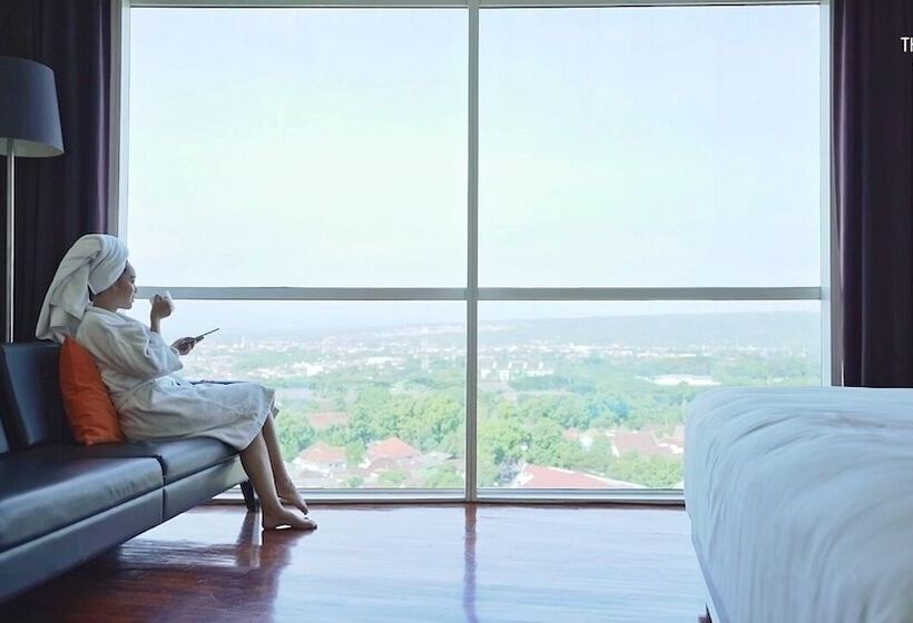 חדר דלוקס, The 1o1 Malang Oj