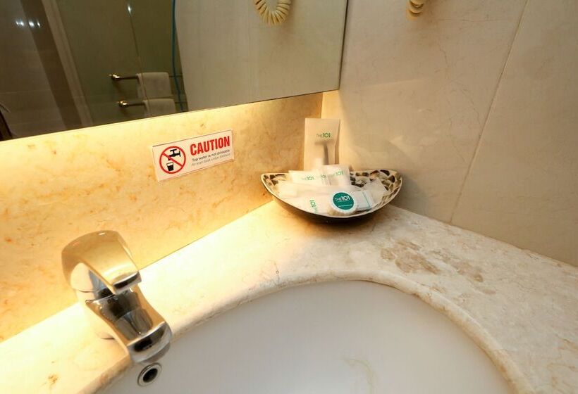 סוויטה אקזקיוטיב, The 1o1 Malang Oj