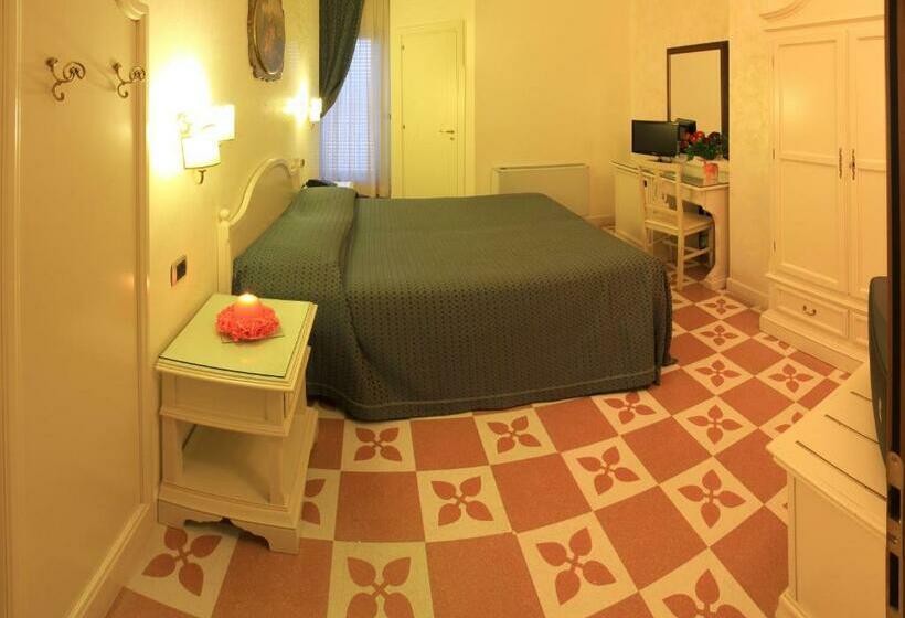 标准间带阳台, Villa Rosa Antico