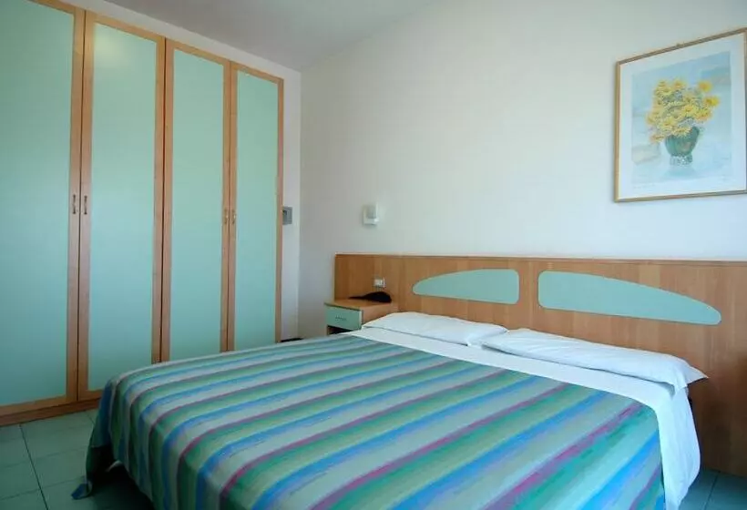 اتاق استاندارد سه نفره, Ihr Residence Club Hotel Le Terrazze
