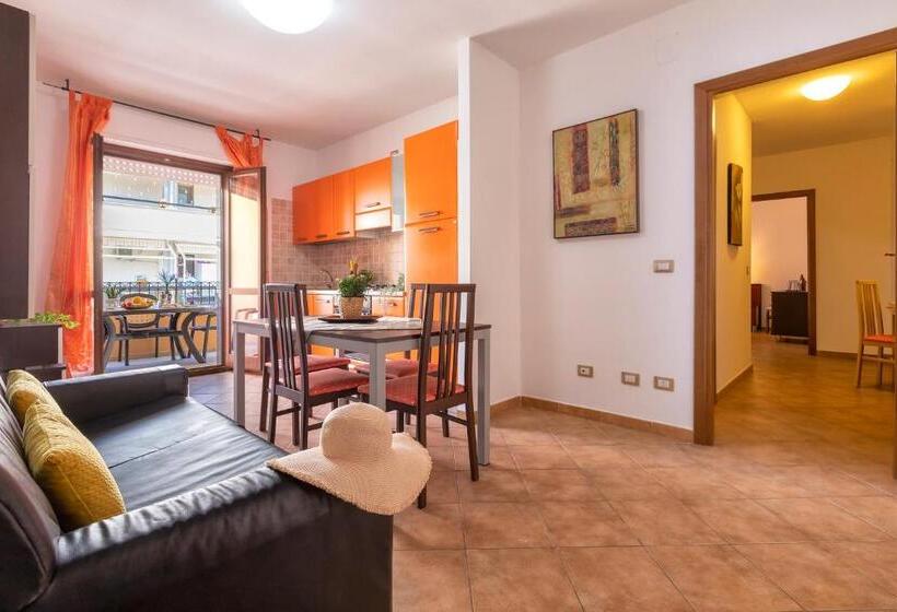 شقة غرفة واحدة, Karol Casa Vacanze