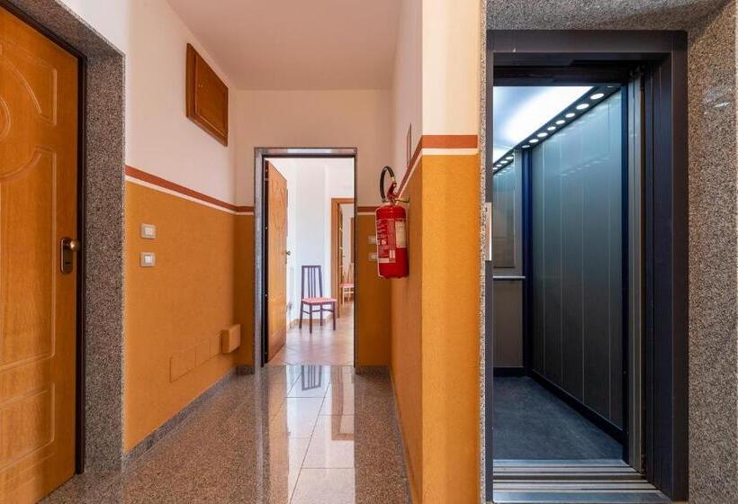 带2个卧室的公寓, Karol Casa Vacanze