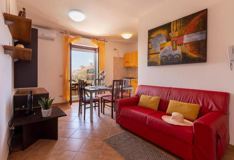 带1个卧室的带海景的公寓, Karol Casa Vacanze