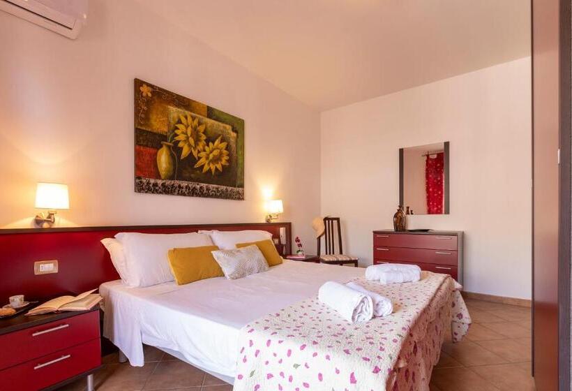 带2个卧室带海景的公寓, Karol Casa Vacanze