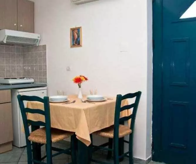استودیوی استاندارد با چشم‌انداز دریا, Marelina Villas