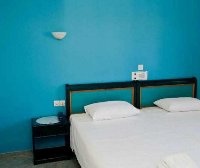 דירת חדר נוף לים, Marelina Villas