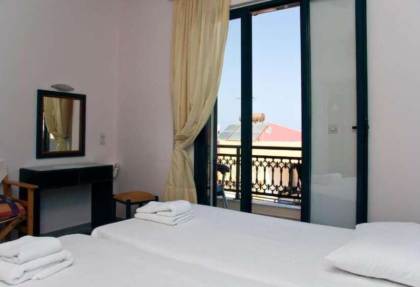 דירת חדר נוף לבריכה, Marelina Villas