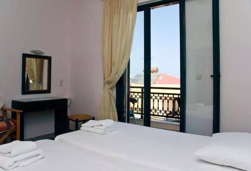 آپارتمان 1 خوابه با چشم‌انداز استخر, Marelina Villas
