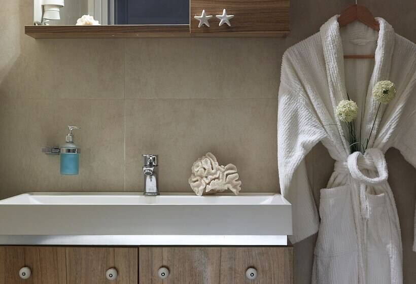 סוויטה נוף לים, Marelina Villas