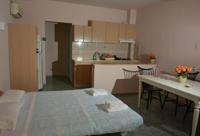 סוויטה נוף לים, Marelina Villas