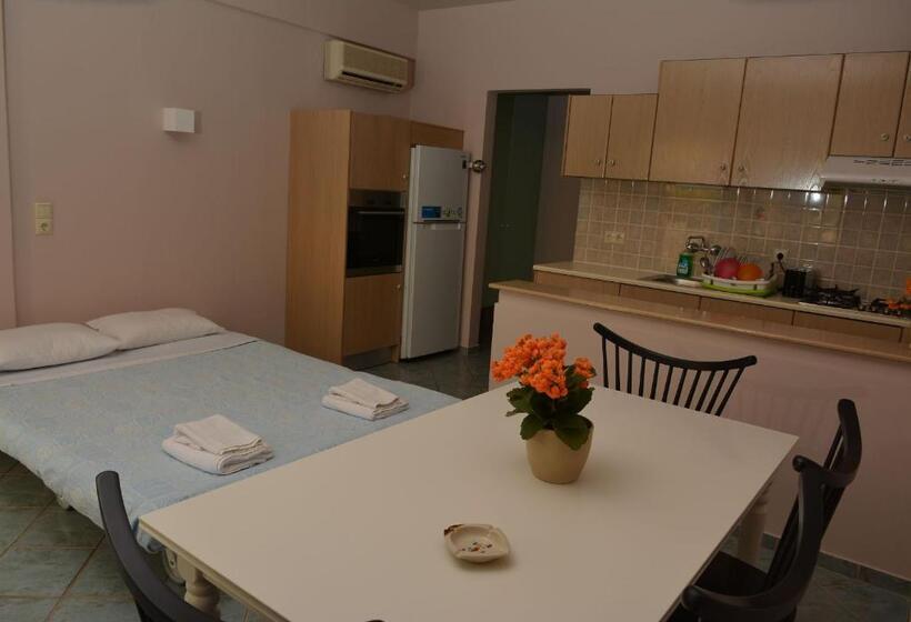 סוויטה נוף לים, Marelina Villas