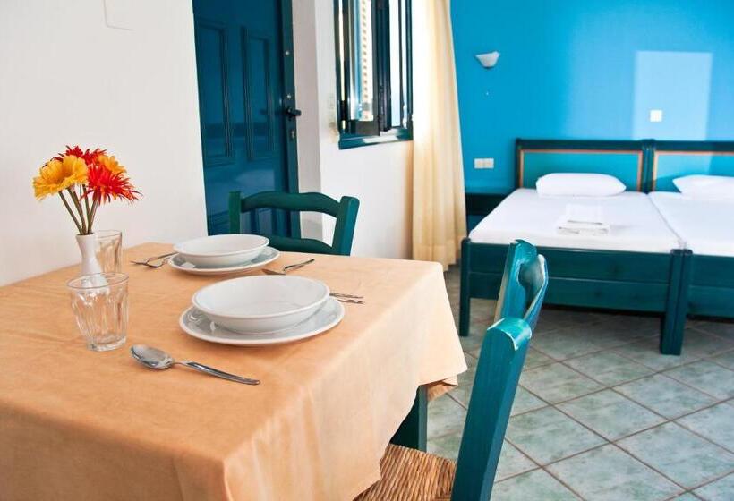 סטודיו סטנדרטי נוף לים, Marelina Villas