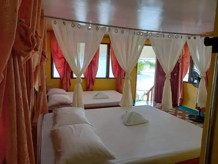 スタンダードバンガロー, Chilly Beach Resort Palawan