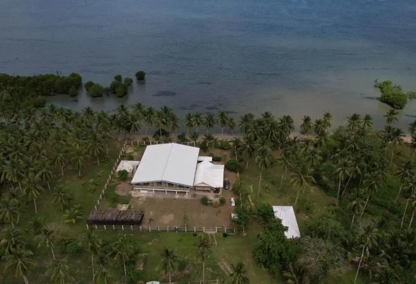 オーシャンビューデラックスルームバルコニー付き, Chilly Beach Resort Palawan