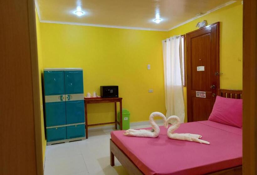 חדר דלוקס עם מרפסת, Chilly Beach Resort Palawan