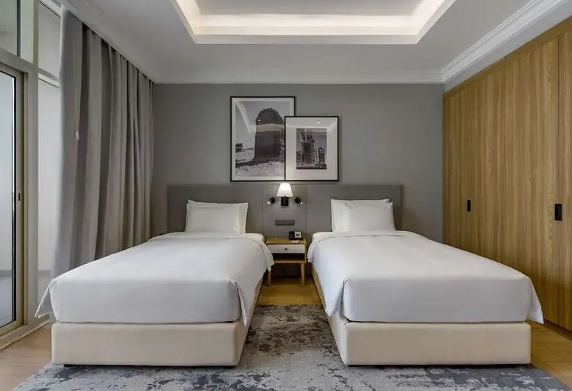 スリーベッドルーム　ヴィラ, Radisson Hotel Riyadh Airport