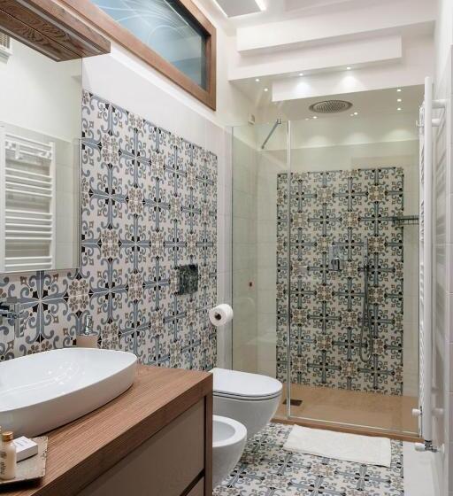 带大床的标准间, La Valle