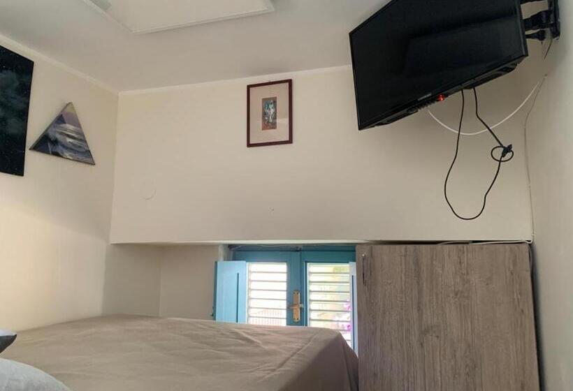 스탠다드 룸, La Scarafocchiola