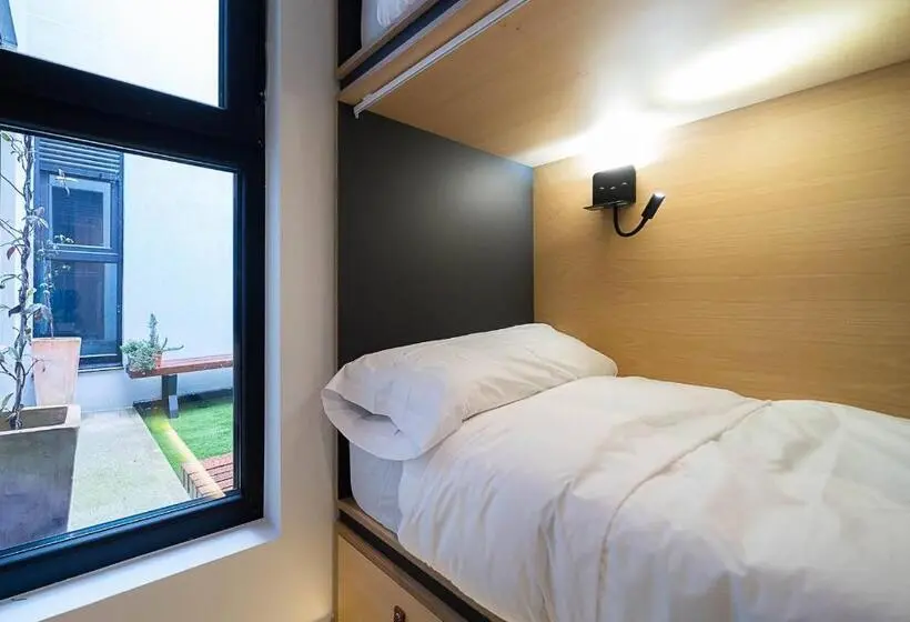 ルームシェアのワンベッド, Dpaso Hostel