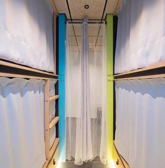 ルームシェアのワンベッド, Dpaso Hostel